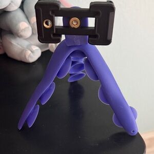 NWOT Flexible Purple Tripod Stand for VR/AR Accessories